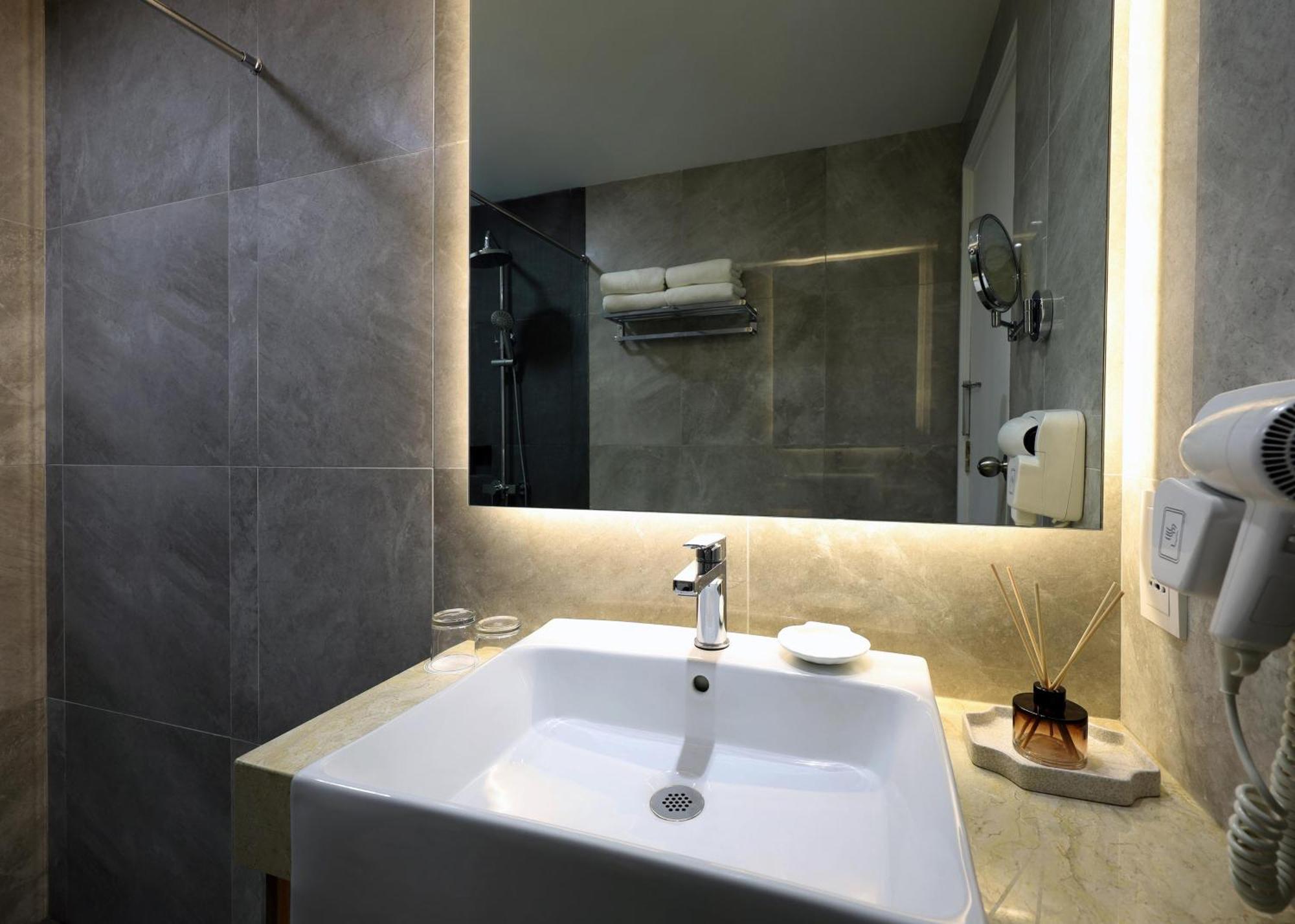 Berjaya Penang Hotel George Town Extérieur photo