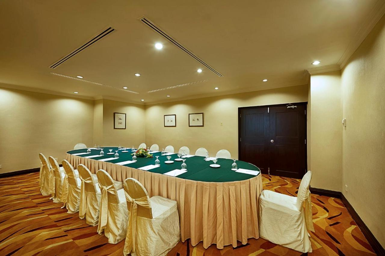 Berjaya Penang Hotel George Town Extérieur photo