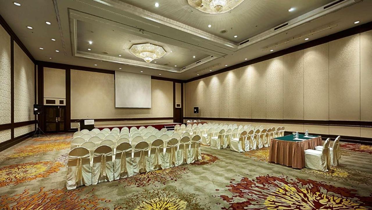 Berjaya Penang Hotel George Town Extérieur photo